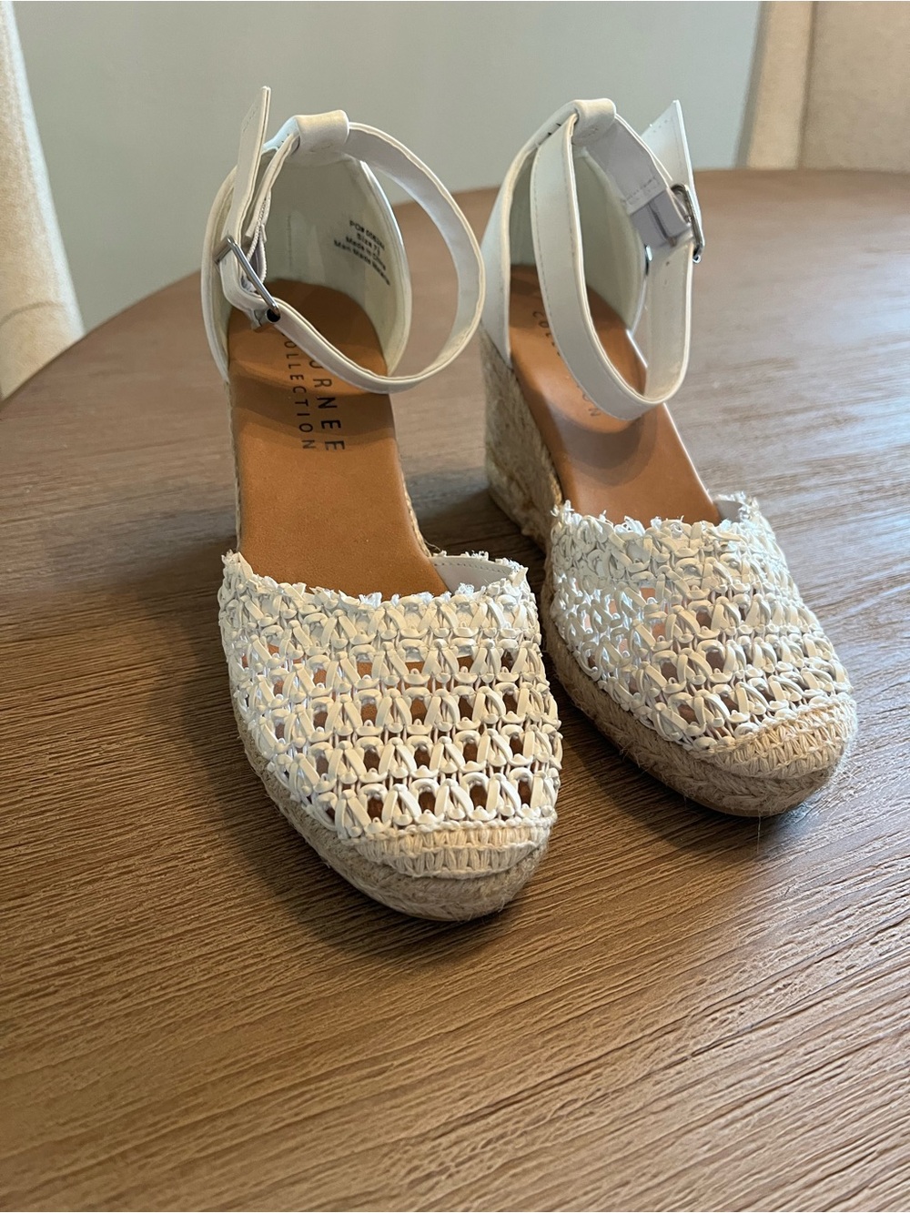 Journee Collection Wedges (NWT)
